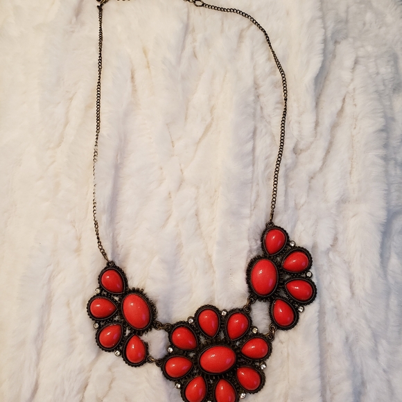 Statement Necklace - Picture 3 of 4